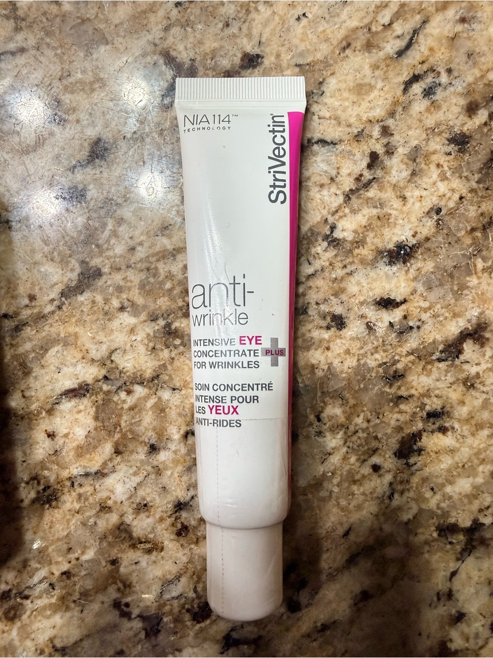 StriVectin Anti-Wrinkle Eye Concentrate - White and Pink